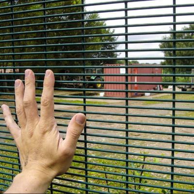 Tùy chỉnh bảo mật galvanized 358 tấm hàng rào thương mại kim loại chống leo núi