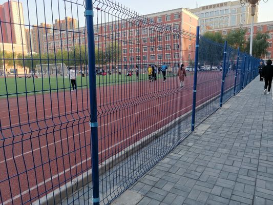 Thép mạ kẽm chất lượng cao Kim loại PVC tráng 3d v Uốn Vườn cong Trang trại Dây hàn Bảng điều khiển Hàng rào