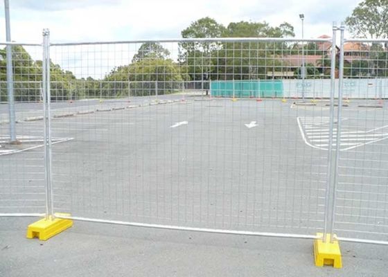 1.8 * 2.4m Cửa hàng bảo vệ công trình