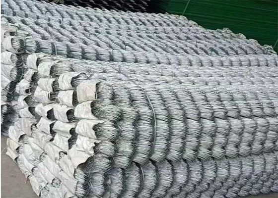 1.5 Inch Wire Mesh Rolls Cyclone 8 feet cao dây chuyền nối hàng rào 40 * 40mm