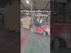 Nhà máy đang thực hiện gia công mạ kẽm nhúng nóng và uốn