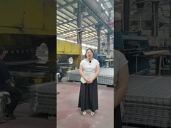 Đây là cách các tấm hàng rào bảo vệ cạnh được sản xuất