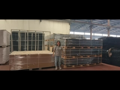 Rào chắn bảo vệ cạnh nhỏ gọn với thiết kế có thể xếp chồng lên nhau