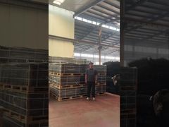 Hàng rào an ninh lưới V trong pallet gỗ