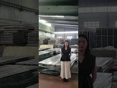 Hàng rào lưới thép gai nhà ga